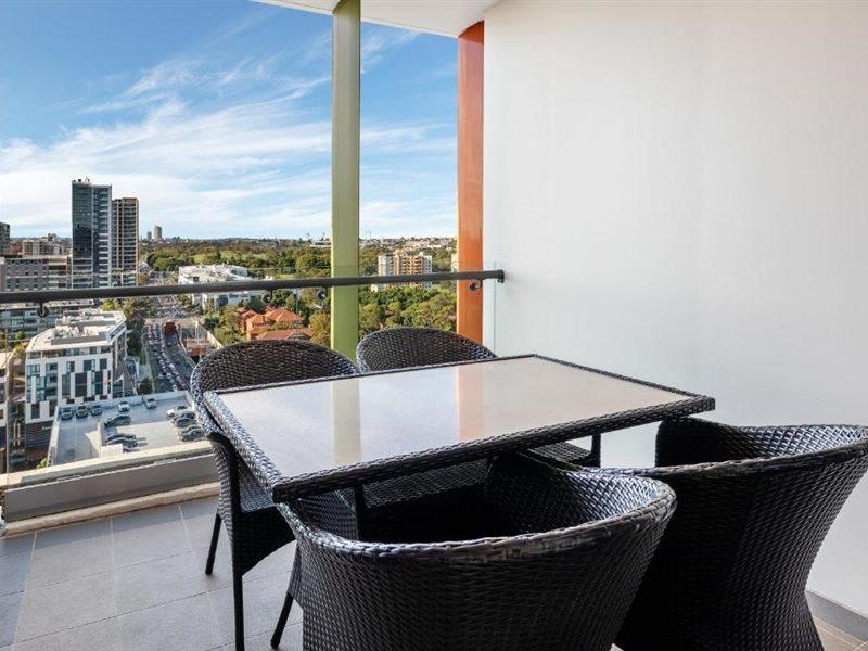 Meriton Suites Zetland Sydney Bagian luar foto