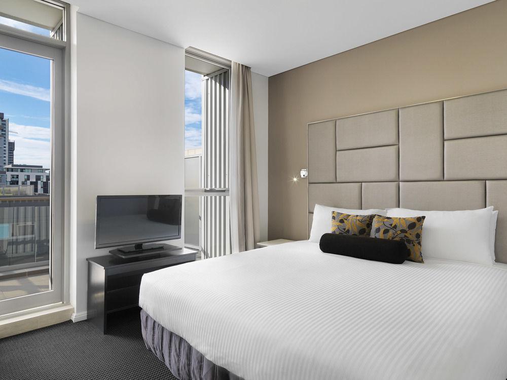 Meriton Suites Zetland Sydney Bagian luar foto